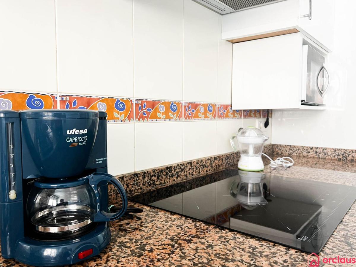 Modern Apartment In Front Of The Mediterranean أوروبيسا ذيل مار المظهر الخارجي الصورة