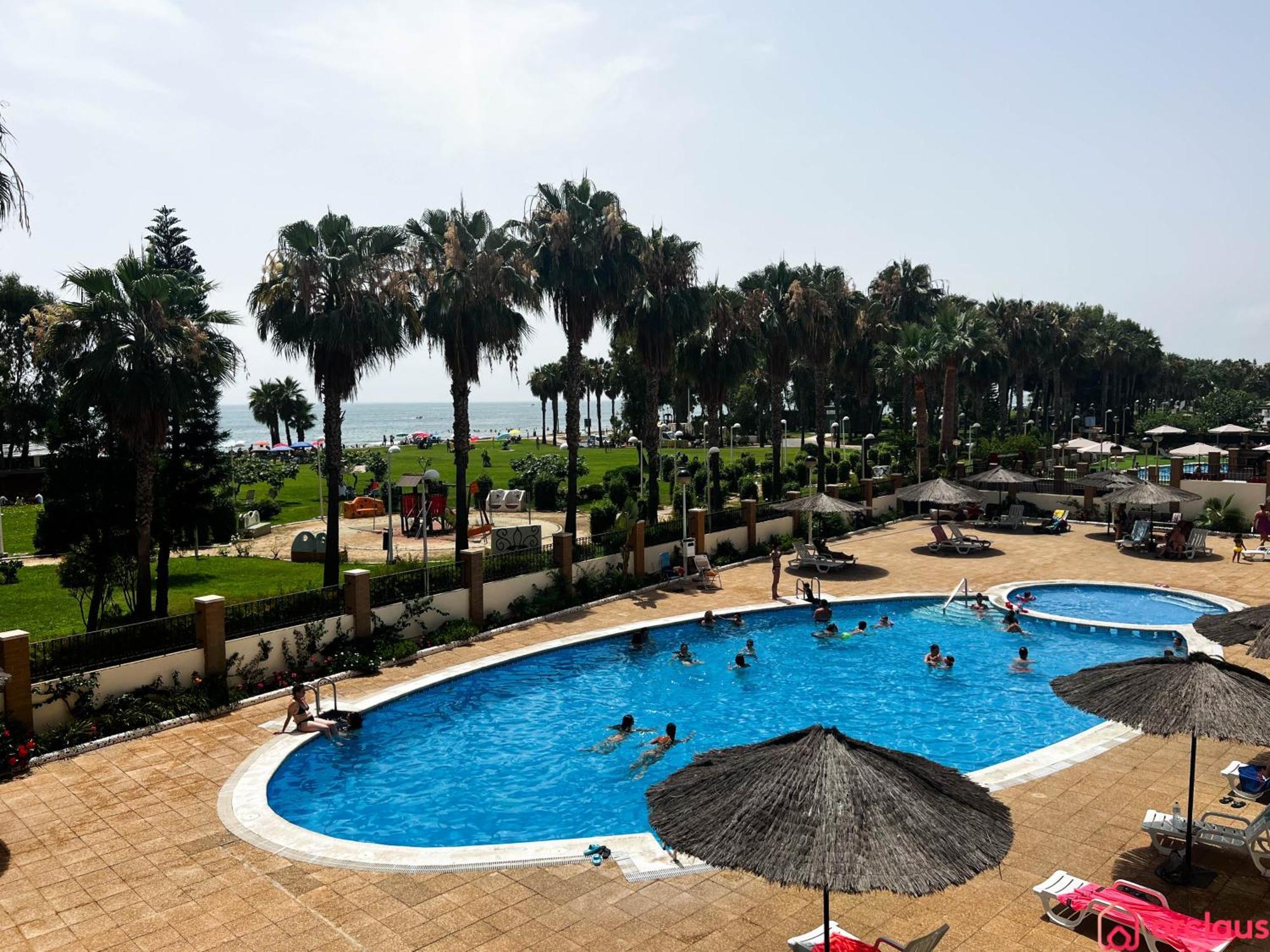 Modern Apartment In Front Of The Mediterranean أوروبيسا ذيل مار المظهر الخارجي الصورة